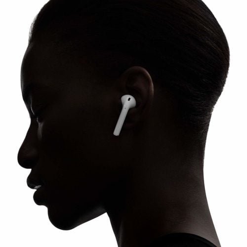 Apple AirPods with Wireless Charging Case - Image 6